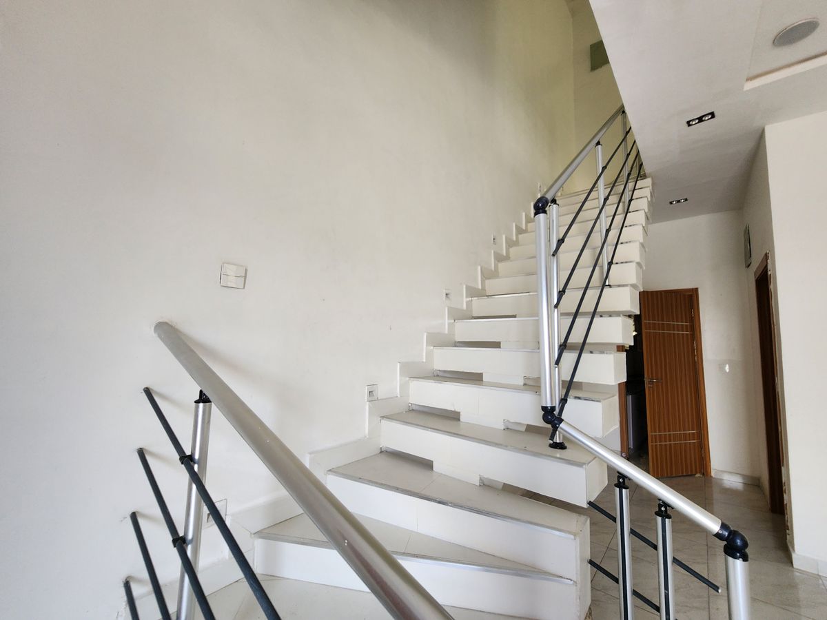 4BR Duplex in Ikota Villa Estate